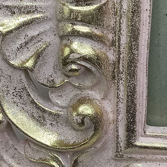 Pink & Gold Photo Frame Scallop Design Tabletop or Hanging 8"x8" Photo 3.5"x3.5" - Picture 12 of 13